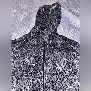 Leopard Onesie pajamas (New)